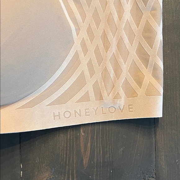 Like New Honeylove Silhouette Bra 1X - Picture 2 of 5